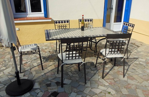 Ceret House | Detached character house with large garden, two minutes from Ceret town centre