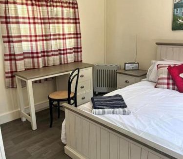 Pulham Apartment | Detached cosy Dorset cabin