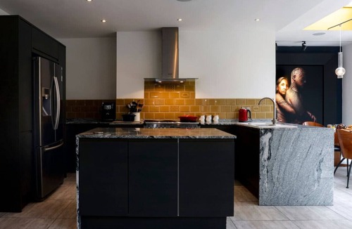 Broadstairs House | Detached Edwardian Villa with Garden & Parking