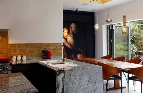 Broadstairs House | Detached Edwardian Villa with Garden & Parking