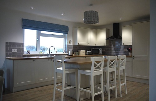 Trevone House | Detached Holiday Bungalow