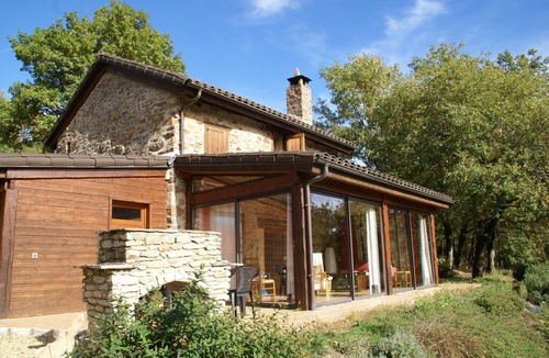 Connac House | Detached holiday home with shared swimming pool in a marvellous nature reserve