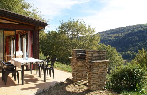 Connac House | Detached holiday home with shared swimming pool in a marvellous nature reserve
