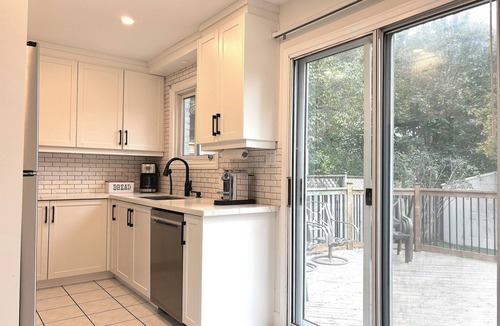 Burlington House | Detached Home –FIFA Toronto & Niagara Falls trip-Walk to Parks,Trails&Pool