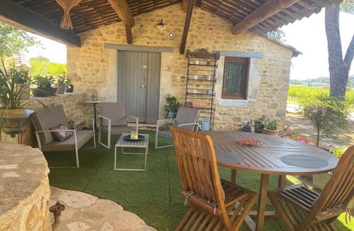 Pont-Saint-Esprit House | Detached house on garden level