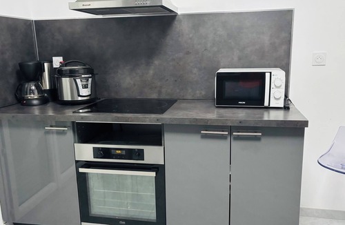 Lieusaint House | DETACHED HOUSE FOR 16 PEOPLE