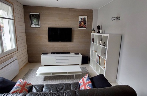 Lorp-Sentaraille House | Detached house with garden, quiet location