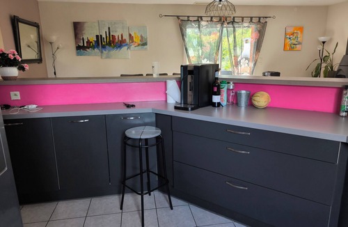 La Bezole House | Detached house, fully fenced, swimming pool, bowling green, dogs welcome.