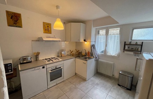 Hericy House | Detached house in quiet village on the edge of the Seine and Fontainebleau forest.