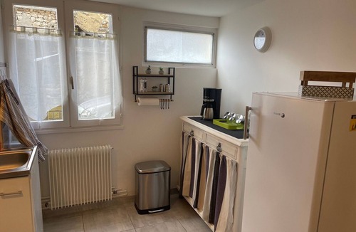 Hericy House | Detached house in quiet village on the edge of the Seine and Fontainebleau forest.