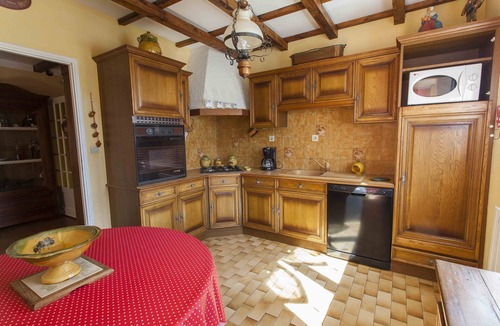 Codolet House | Detached house with private, fully secured swimming pool