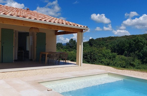 Barjac Villa | Detached house with view & pool