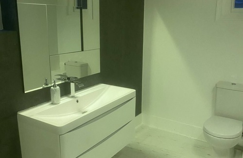 Ascot House | Detached private house