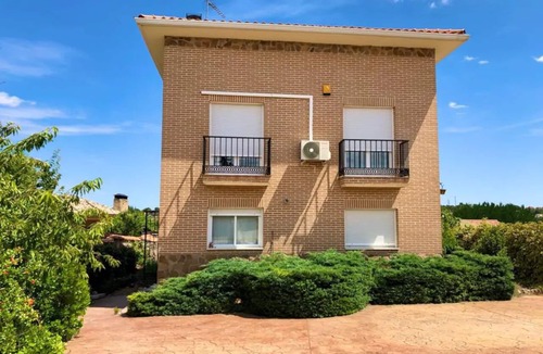 Quijorna Ski Chalet | Detached, spacious and bright villa, in a very quiet area