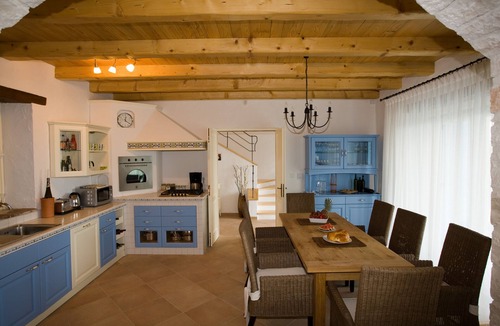 Buzet House | Detached stone villa with stunning views, private pool, WLAN, outdoor barbecue