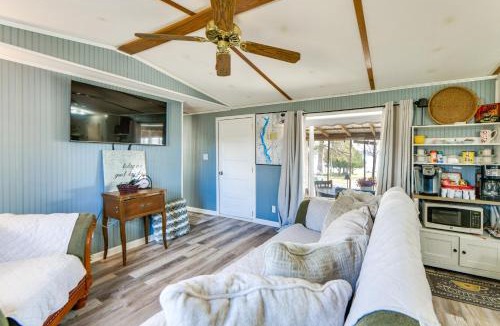 Fort Gaines House | Detached Studio and Fire Pit! Georgetown Retreat