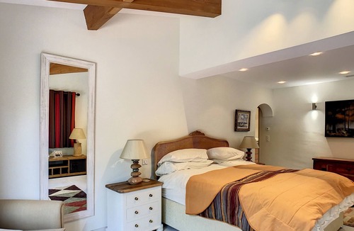 Ceret House | Detached Villa in beautiful, rural location, private pool, great views Céret 15mins, Med 30 mins