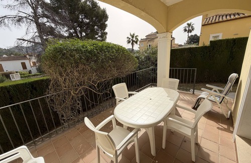Pedreguer Villa | Detached villa with garden and communal pool