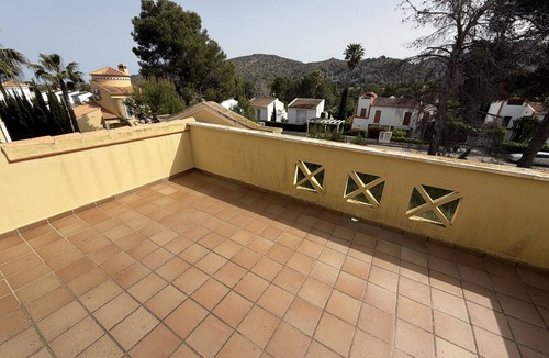 Pedreguer Villa | Detached villa with garden and communal pool