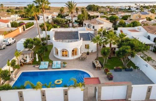 El Chaparral Villa | Detached Villa With Private Pool Torrevieja