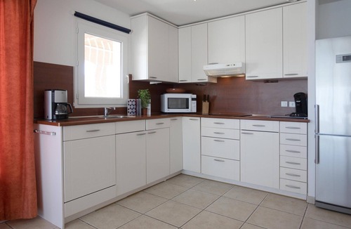 Aigne Villa | Detached villa with private pool and hot tub