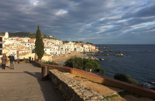 Calonge Villa | Detached villa with stunning views to the sea and hills - sleeps 6