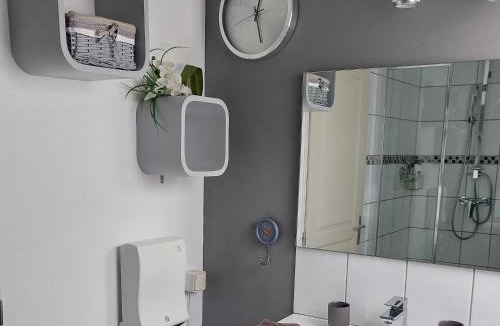 Myennes House | Detente a la campagne