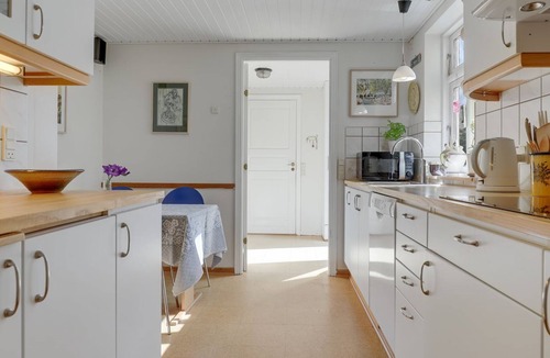 Ronne House | "Detlef" - 200m from the sea by Interhome
