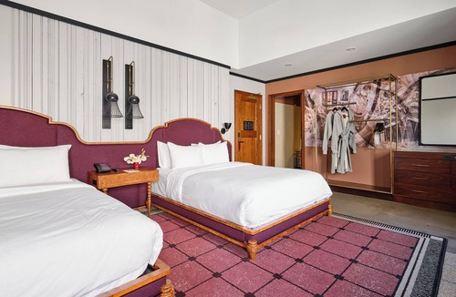 Downtown Detroit Hotel | Detroit Foundation Hotel