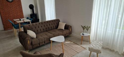 La Ferte-sous-Jouarre Apartment | Deux appartements proche Disneyland