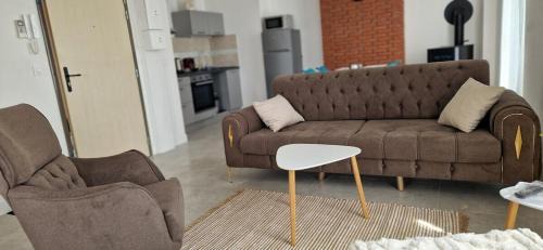La Ferte-sous-Jouarre Apartment | Deux appartements proche Disneyland
