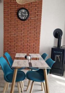 La Ferte-sous-Jouarre Apartment | Deux appartements proche Disneyland