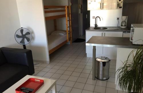 Sete Apartment | Deux Pièces Cabine à 150m de la Plage, Vue Canal - FR-1-338-373