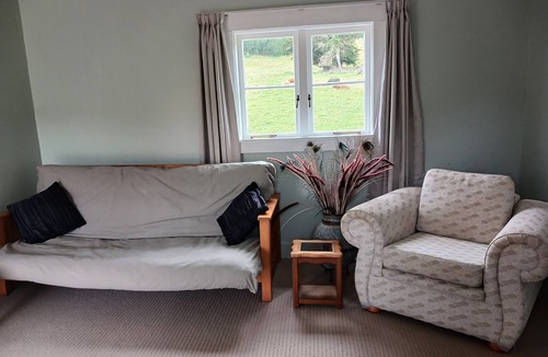 Coromandel Forest Park Cottage | Devcich Historic Farmstead - Cottage