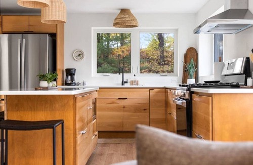 Traverse City Apartment | Devils Dive · Devils Dive Estate