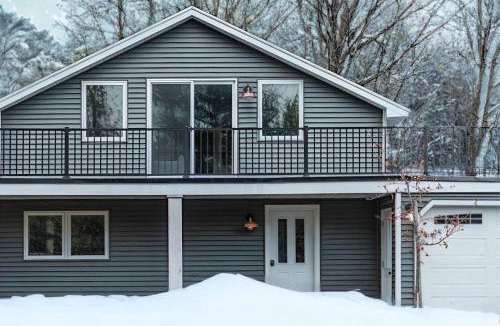 Traverse City House | Devils Dive · Devils Dive Estate