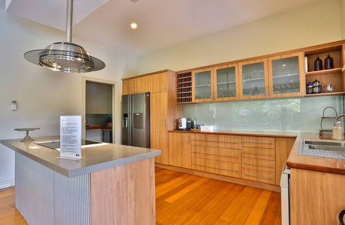 Taylor Bay House | DeVine Getaway - Home Away From Home