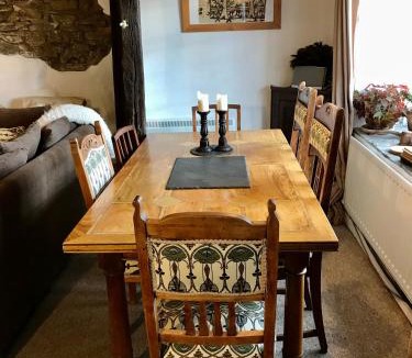 Georgeham House | Devon Cottage in Lovely Georgeham