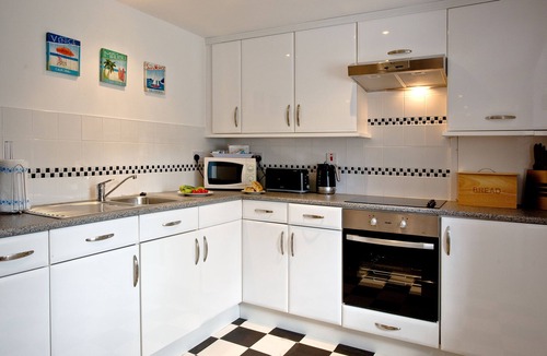 Torquay City Centre Apartment | Devon Villa Garden Apartment