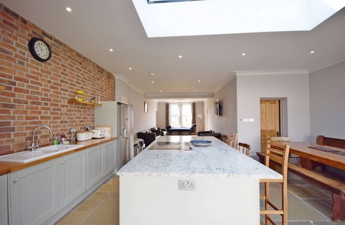 Southbourne House | Devonia House, Southbourne Group Accommodation