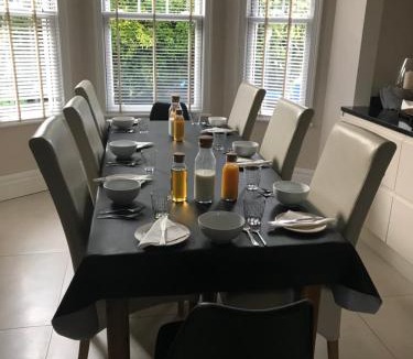 Palmers Green House | Devonshire House