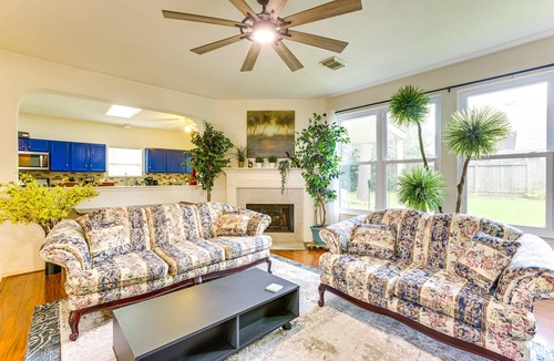 Spring House | Devonshire in Spring 3BR, 2.5BA home in quiet, peaceful neighborhood