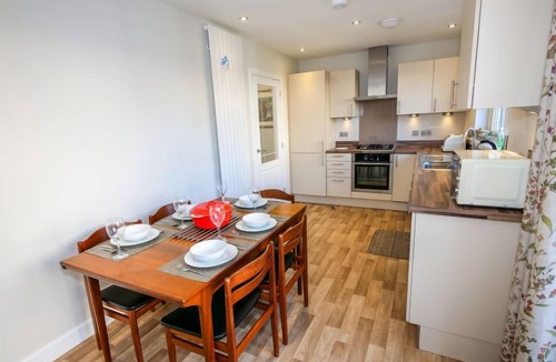 Kinross House | Devonvale Place by Interhome