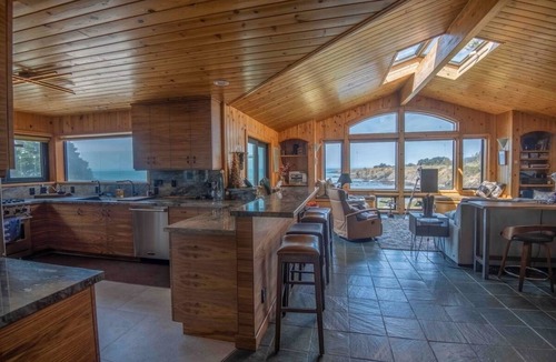 Gualala House | Dew Point Retreat, by Vinifera Homes