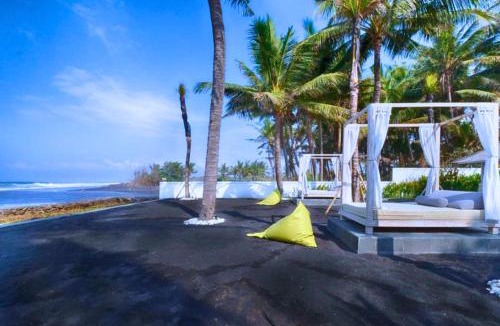 Saba Villa | Dewangga 5 BR beachfront Villa