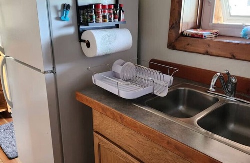 Livingston Cabin | Dexter Peak cabin, elegantly rustic near YNP/Chico