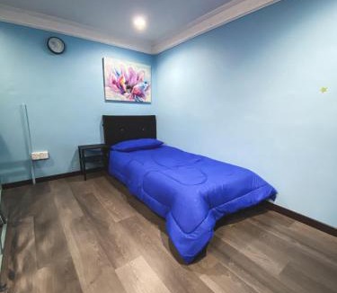 Ampangan House | DF ZaheenulFitri Homestay (Muslim Homestay)