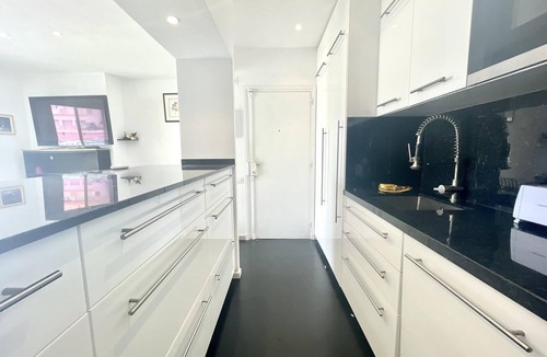 Almadraba-Canyelles Apartment | DFN. Spacious apartment with parking and sea view