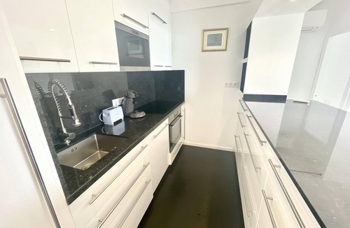 Almadraba-Canyelles Apartment | DFN. Spacious apartment with parking and sea view