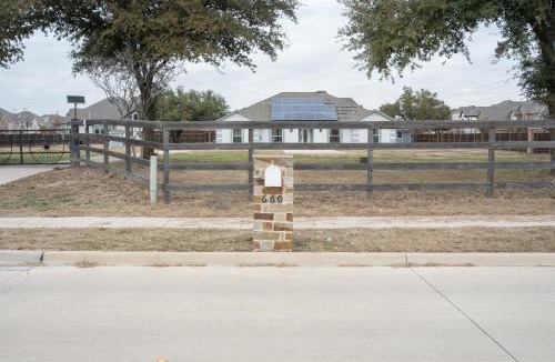 Tarrant County House | DFW Spacious Cozy Modern Villa